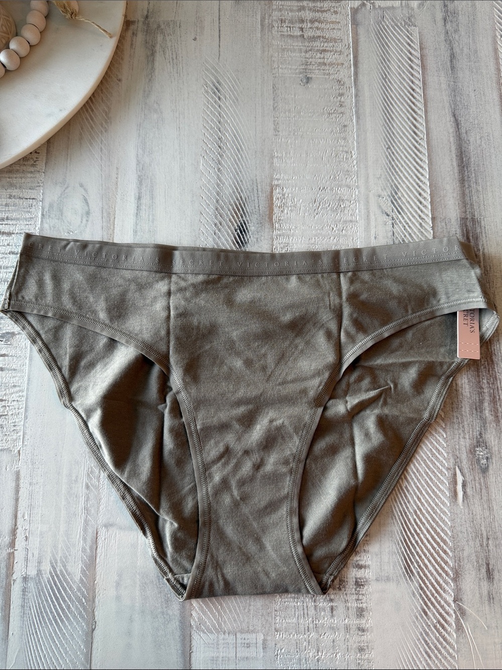 Victoria’s Secret light brown/gray bikini style panty large NWT